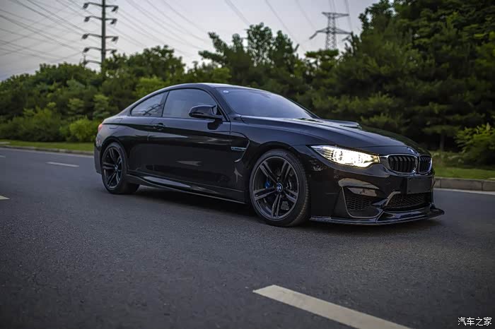 黑色m4小改作业