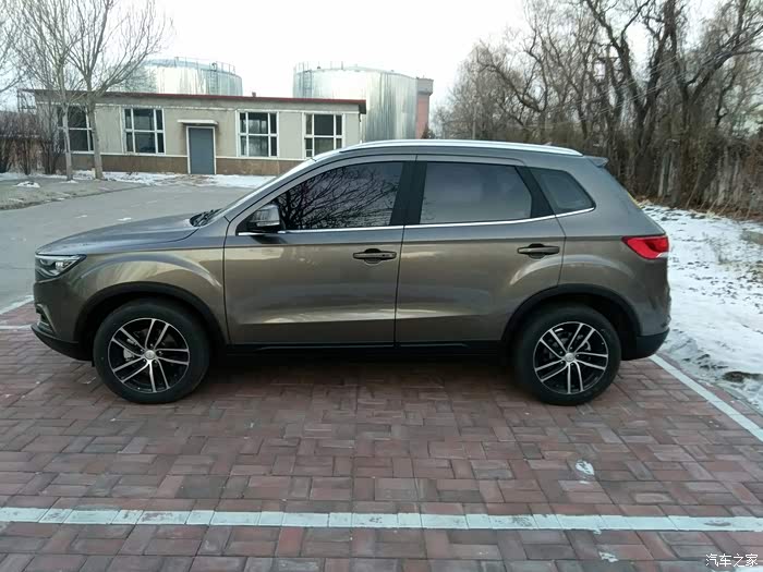 2399 | 回复: 42 奔腾x40论坛 这个40买什么颜色好看些!棕色怎么样?