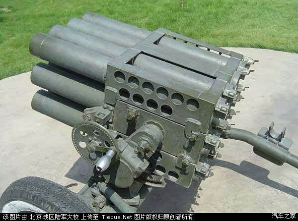 北京212吉普105毫米无后座力炮炮车