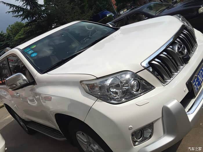 10款普拉多4000vx,白色6万公里(绝对真是,4s店可查)无事故