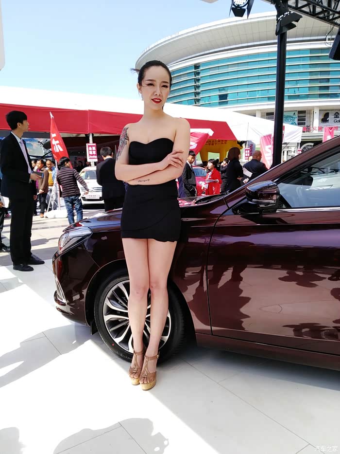 一大波福利第二波大迈x7和别的车的车模们洛阳豫西车展随拍