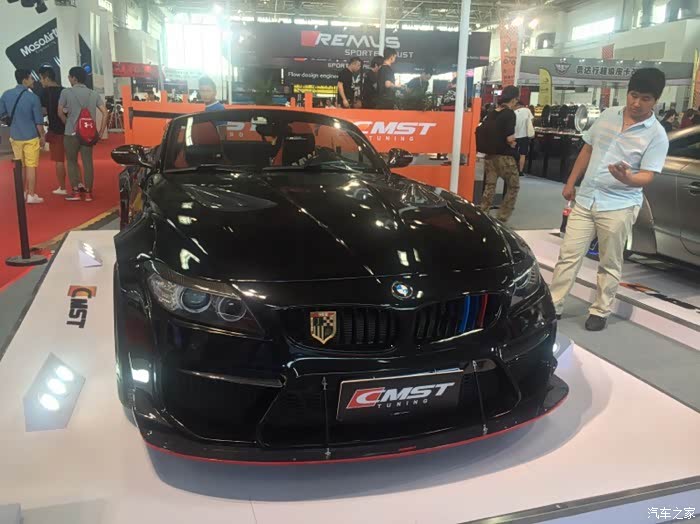 【图】北京改装车展掠影_东风风度mx6论坛_汽车之家论坛