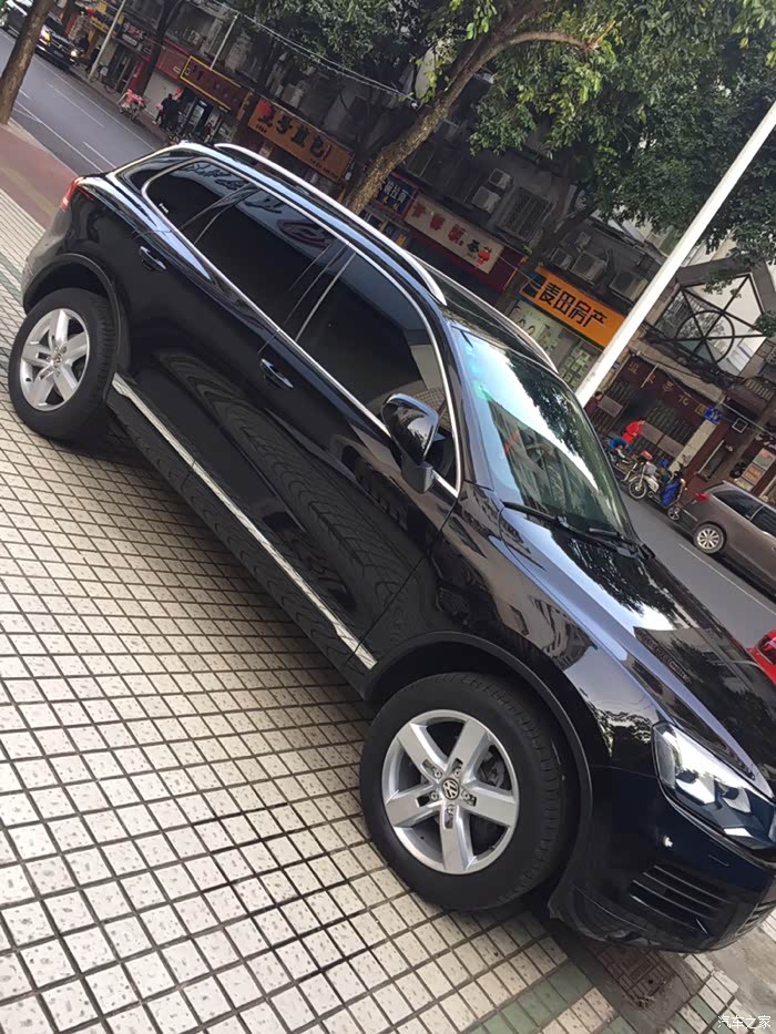 途锐升级19寸豪华版轮毂