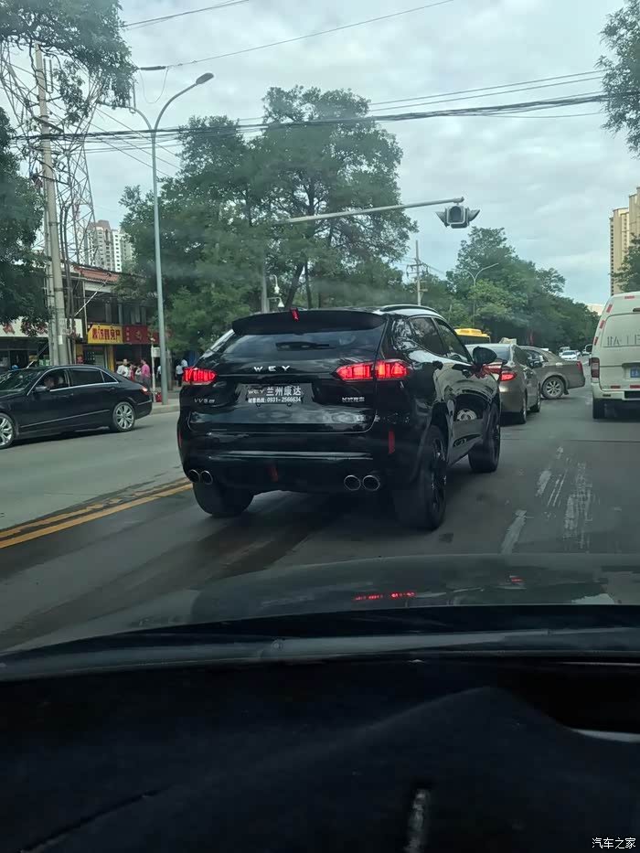 【年轻有WEY】VV5旗舰版优缺点、油耗及建