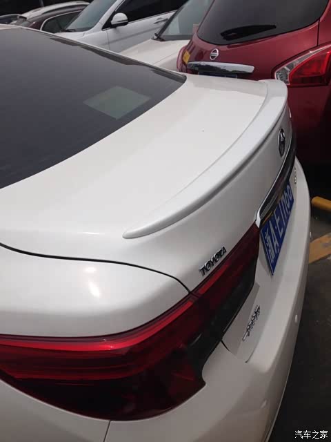 请教贴~~::新锐志的尾翼哪里有卖?送xyz