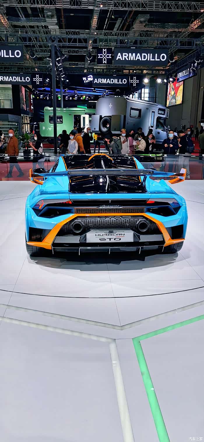 2021上海车展智能汽车兰博基尼小牛sto国内首秀