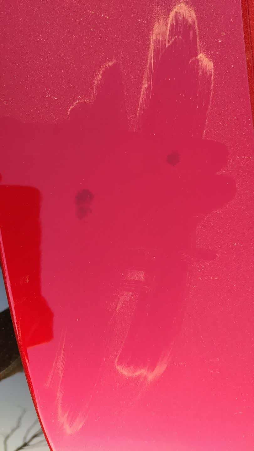 车漆出现暗斑表面无法清洁