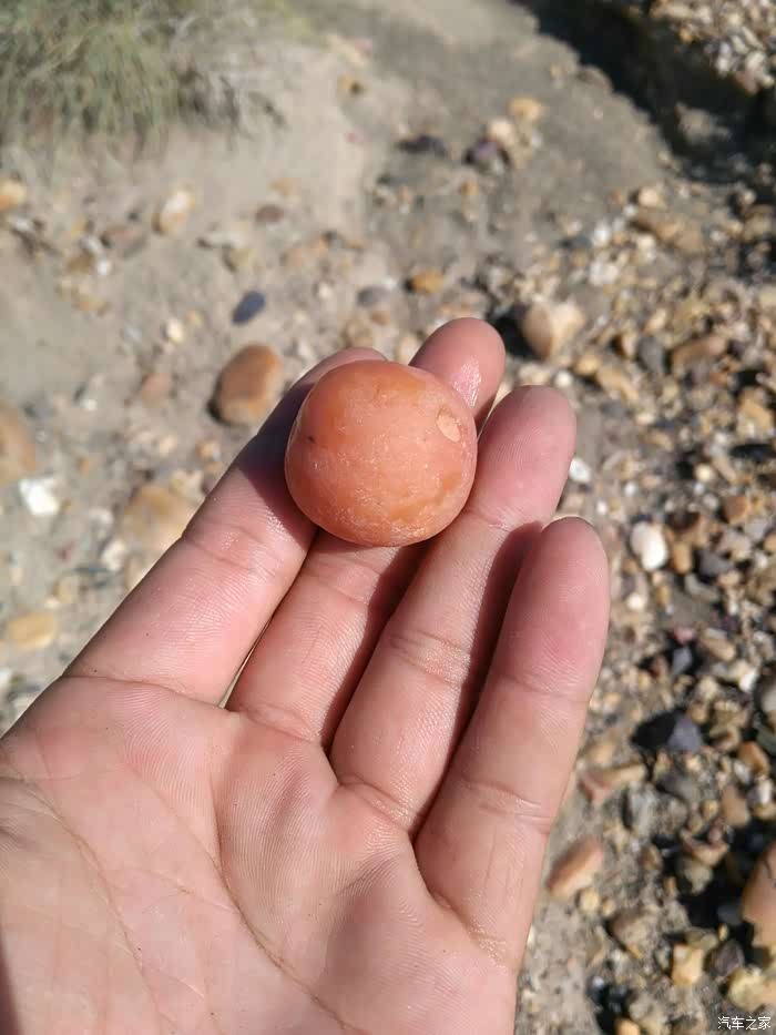 新疆乌尔禾之行满地的玉石玛瑙你没见过的宝石之旅多图