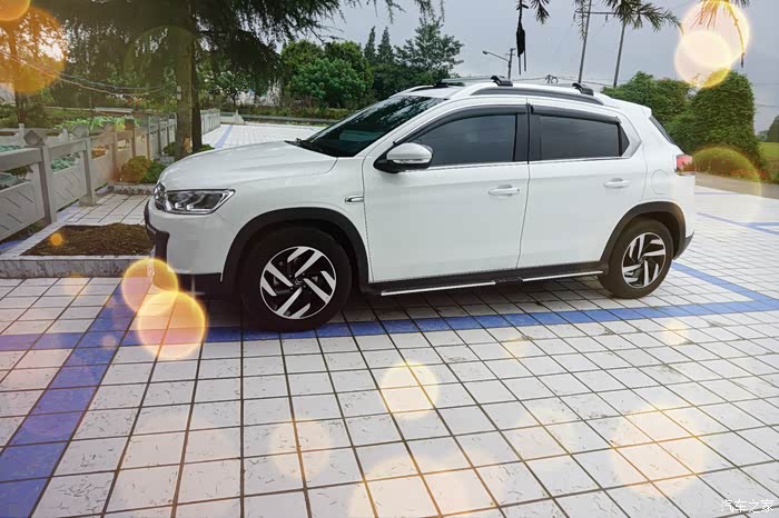 雪铁龙c3xr自由炫装改装大片全新形象迎接新生活