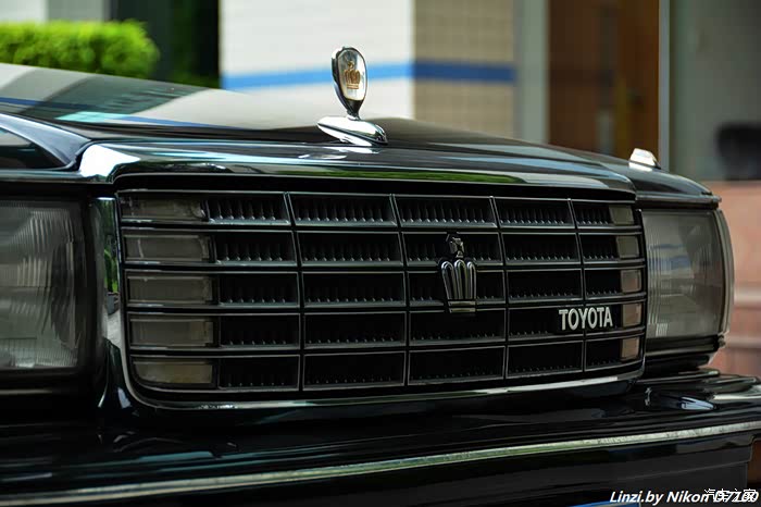 与经典相伴是幸运的最后的八代皇冠ms132royalsaloon91