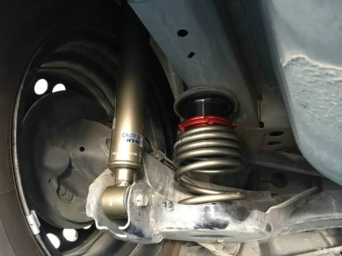 沪飞度技研社首发kybrealsport赛用系列gk5绞牙避震作业