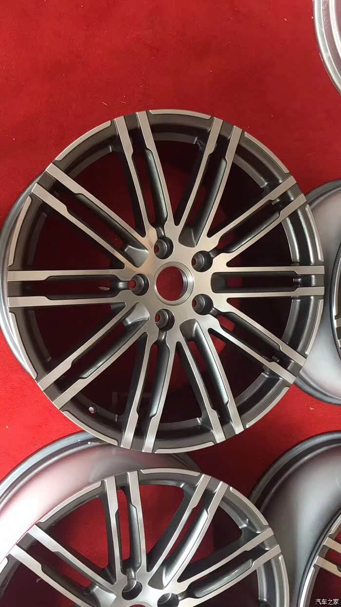 卡宴原厂21寸镜面轮毂