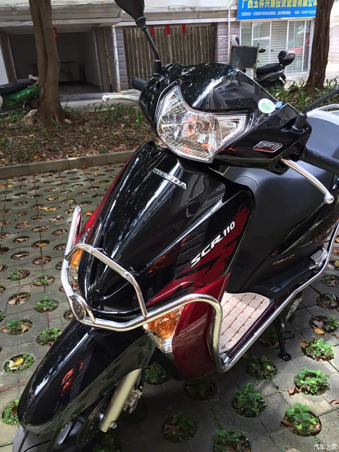 本田甲鱼提车作业这个月第三次换车了