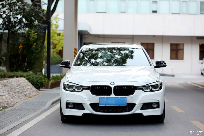 莎拉出品适合女生的车白色小宝马3系北京落地30w