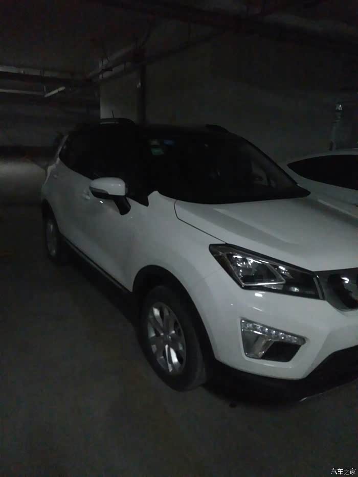 【图】白车贴黑顶直播中……_长安cs15论坛_汽车之家论坛