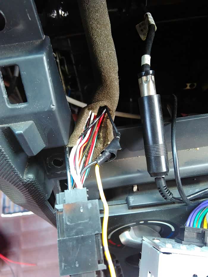 【图】后门喇叭原接线插口图_北斗星x5论坛_汽车之家论坛