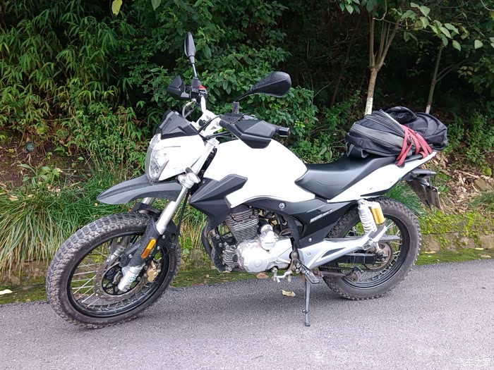 【图】比亚乔罗宾逊越野版(大白)—[勺子制造]_摩托车论坛_汽车之家