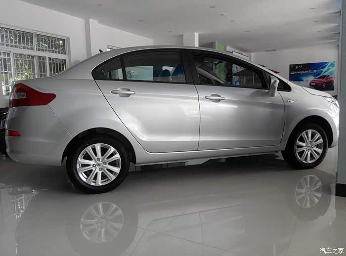 唯一一款限量版金钻型银灰色c3想要的抓紧了