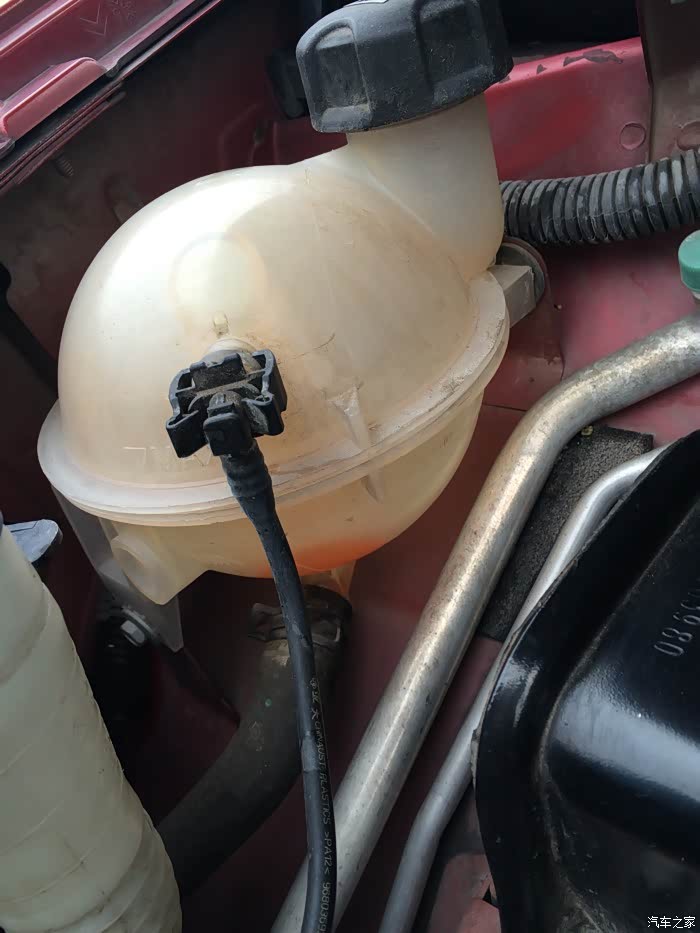 冷冻液见底了,换掉要几升