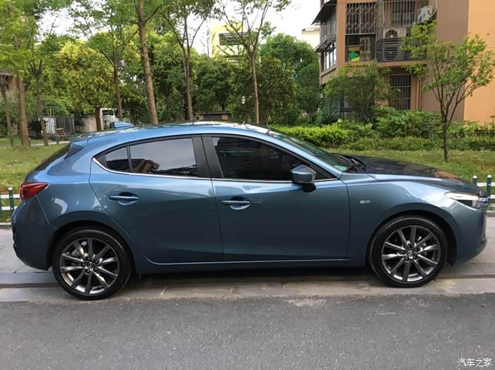 昂克赛拉星际蓝给想选蓝色的朋友参考