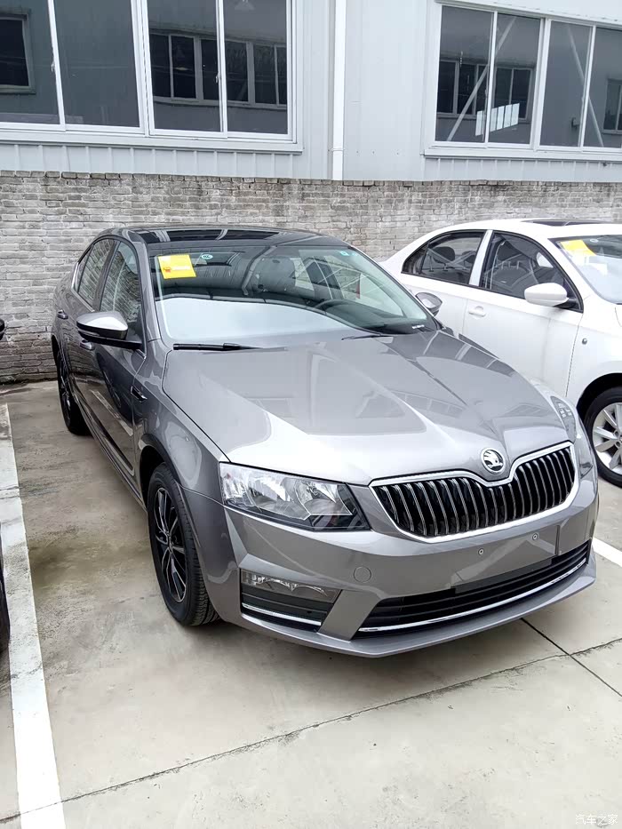 应该是最后一批17款明锐吧陕西汉中16智行潮流灰提车