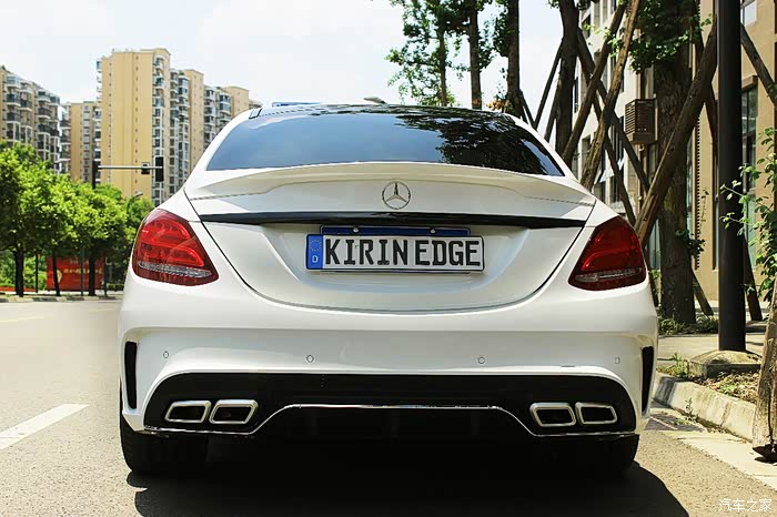 奔驰w205c200改装卡尔森包围作业