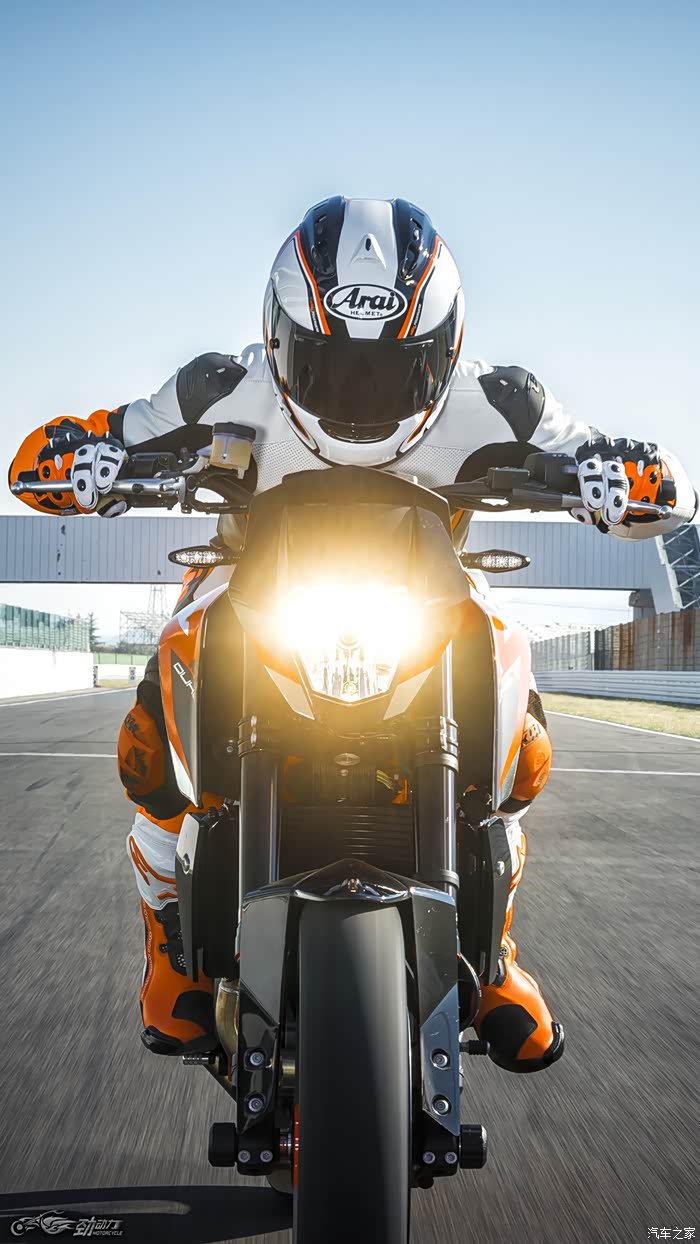 壁纸/对,就是想嫁给这个骑士