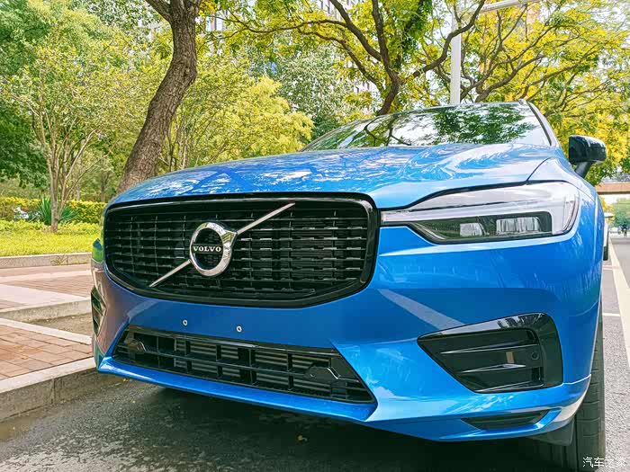 要颜值也要实力焰影蓝xc60让我心动的多个理由