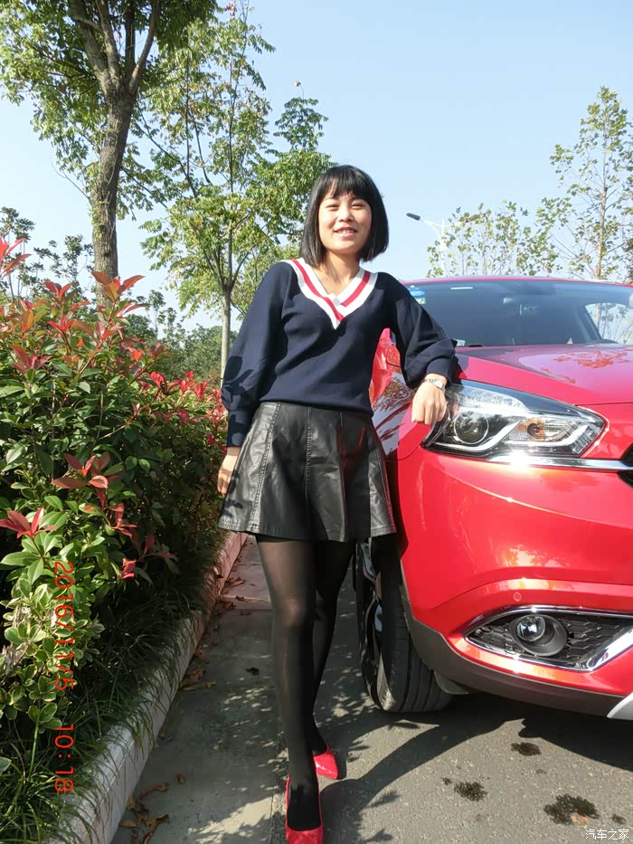 【图】90后质朴小媳妇当车模啦!"虎妻"驾到,求加精!!!求顶!!!_瑞虎7论