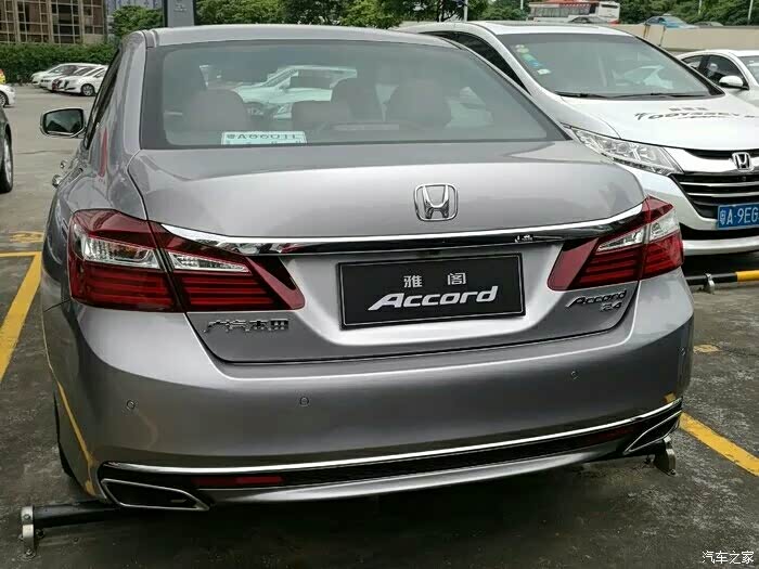 9.5代新雅阁大家选择什么颜色?