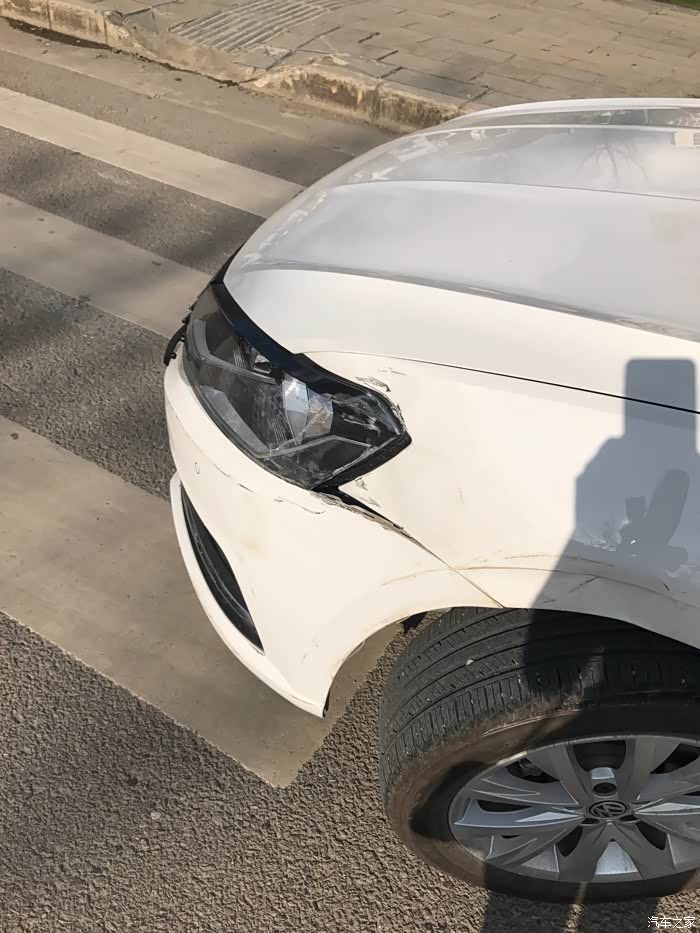 【图】撞车后车损情况咨询_朗逸论坛_汽车之家论坛