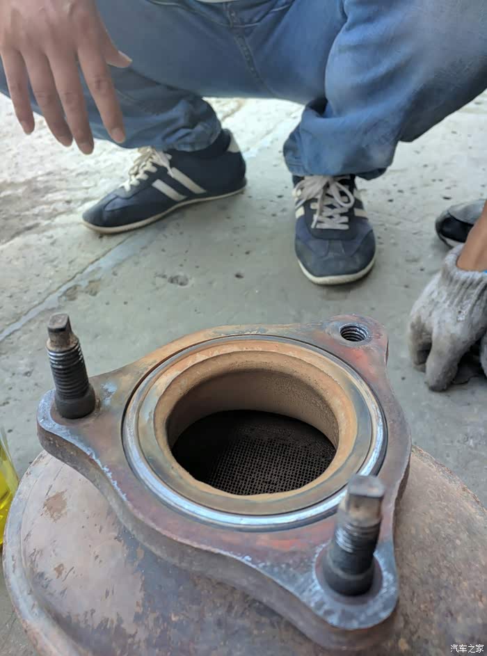 新款gl8清洗三元催化器