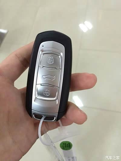 我博越车钥匙 感应 寻车 功能齐全