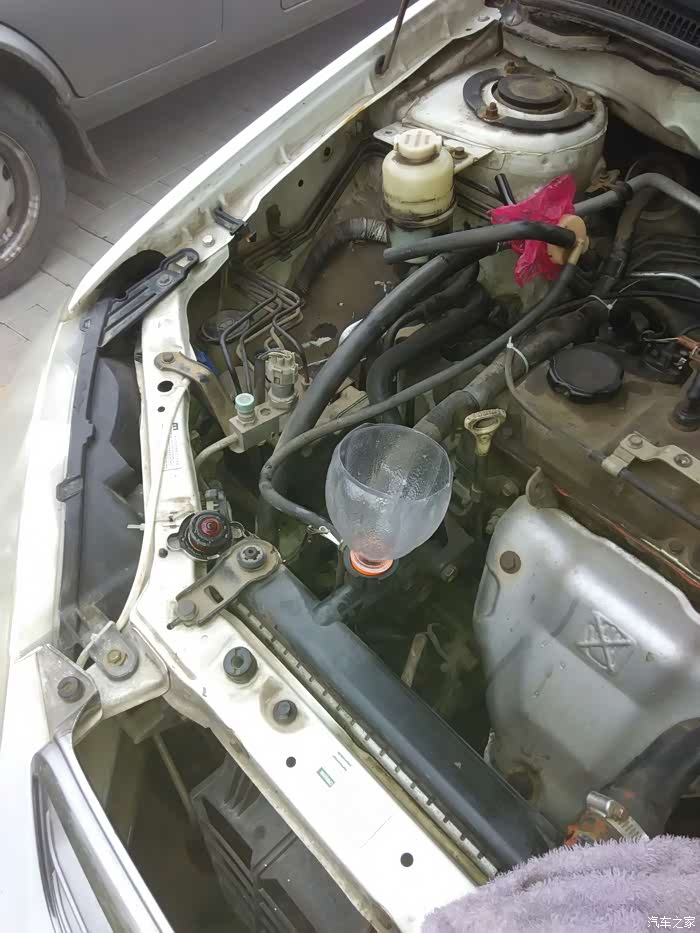 【图】自己动手换过防冻液的进……_比亚迪f3论坛_汽车之家论坛