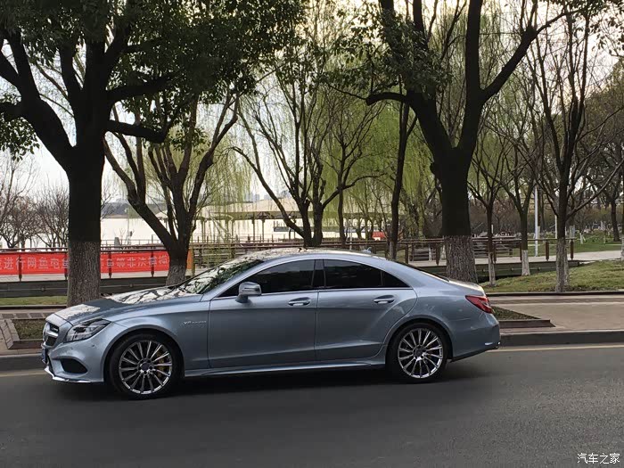 奔驰cls买哪个颜色最好?