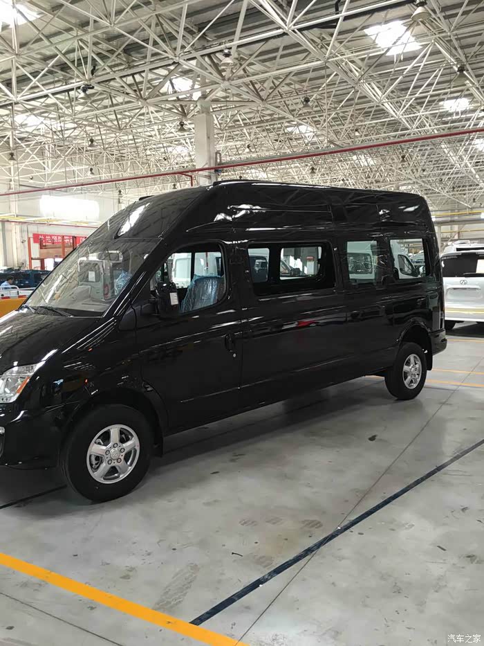 大通房车maxusv80加长轴高顶改装日志二原车下线开始改装