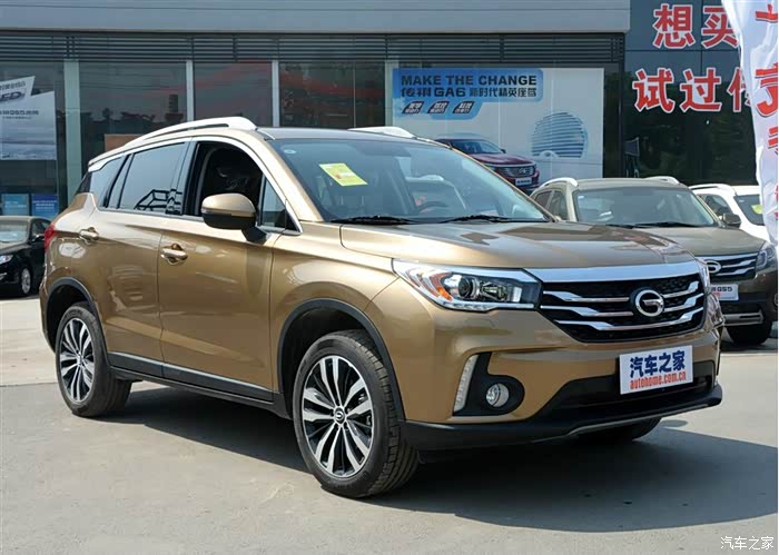 这个颜色的车看上去还错吧