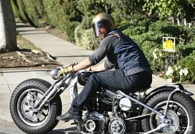 布拉德-皮特:一骑绝尘,遇见另一个自己 | hei!名人