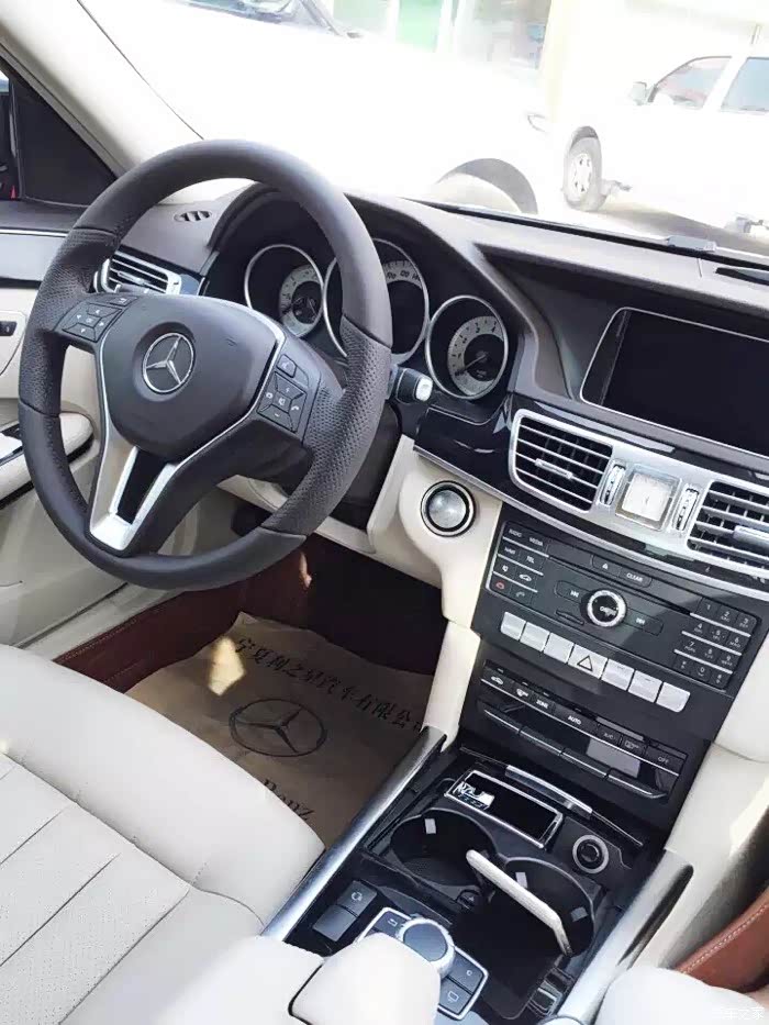 【图】求助~~~~跪求e260米色内饰的照片_奔驰e级论坛_汽车之家论坛