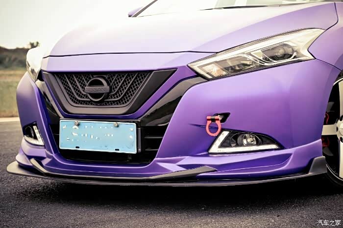 年轻玩出范,改装控携紫色魅影征战热血赛道