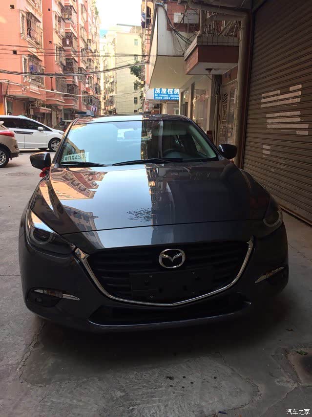 【图】三厢灰马 随手两张_马自达3 axela昂克赛拉论坛_汽车之家论坛