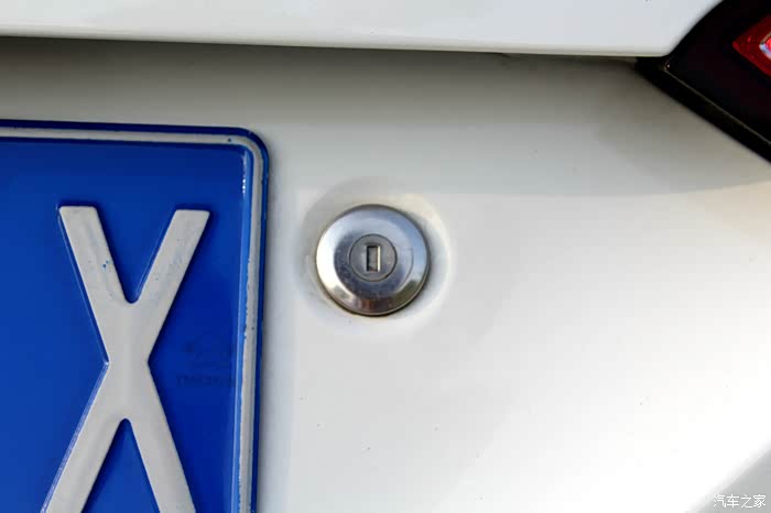 大步向前,携大白爱妻闪亮登场!