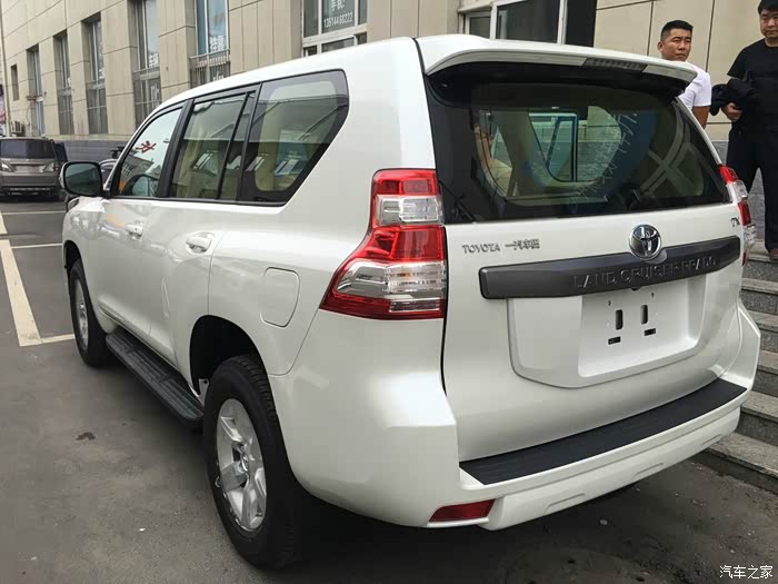 国产普拉多2700高配订车提车用车