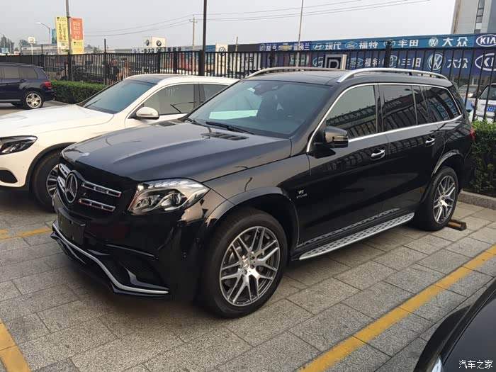 想入手gls63奔驰amg选黑色还是白色请朋友们给点意见