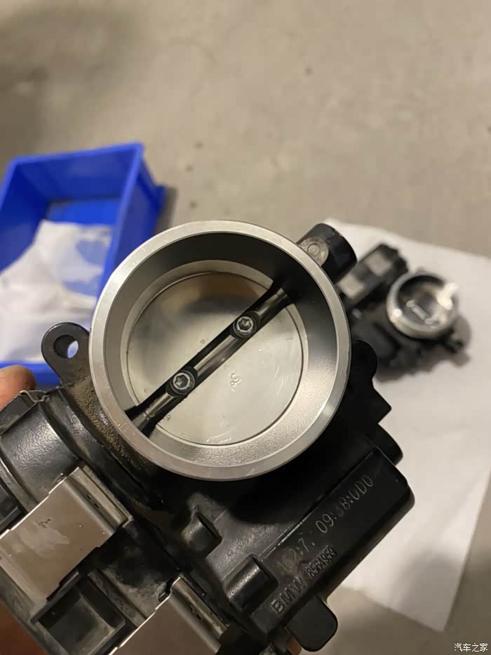 【图】闲着没事自己动手洗节气门_宝马摩托车论坛_汽车之家论坛