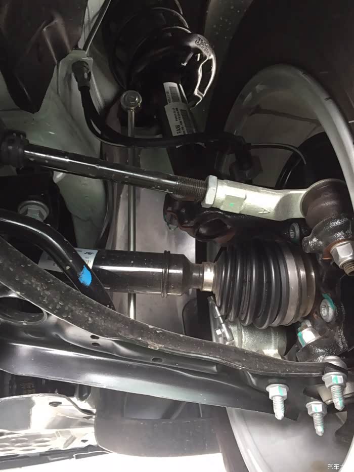 求证新速腾前摆臂厚度材料