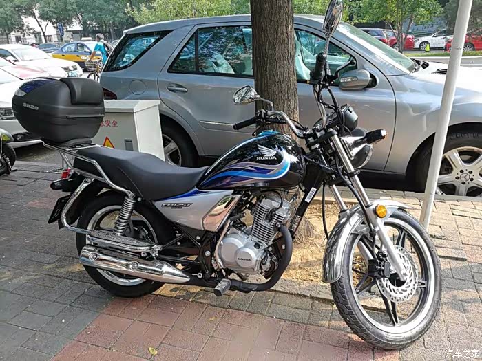 玩摩托的感觉真是奇妙,竟然入了本田锐猛cb125t