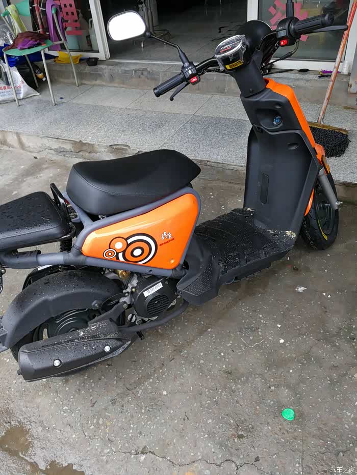 回归二轮时代提轻骑铃鹿小踏板