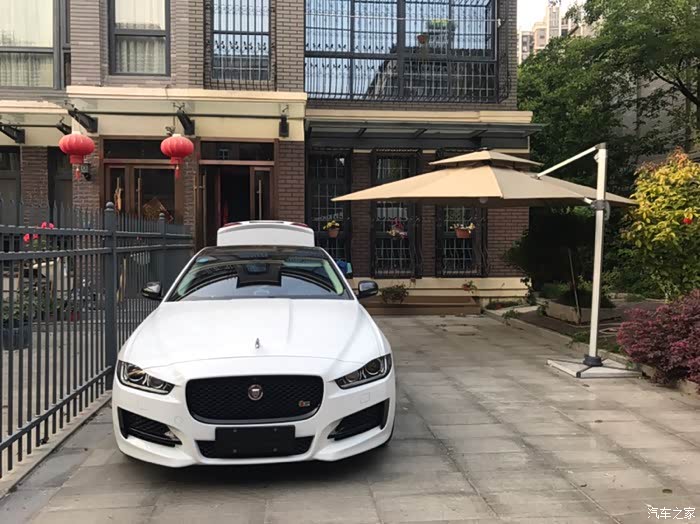 【图】xe 车头有装立标的吗_捷豹xe/xel论坛_汽车之家论坛