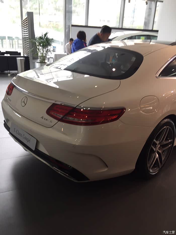 【图】今天去4s,看到s400轿跑版_奔驰s级论坛_汽车之家论坛
